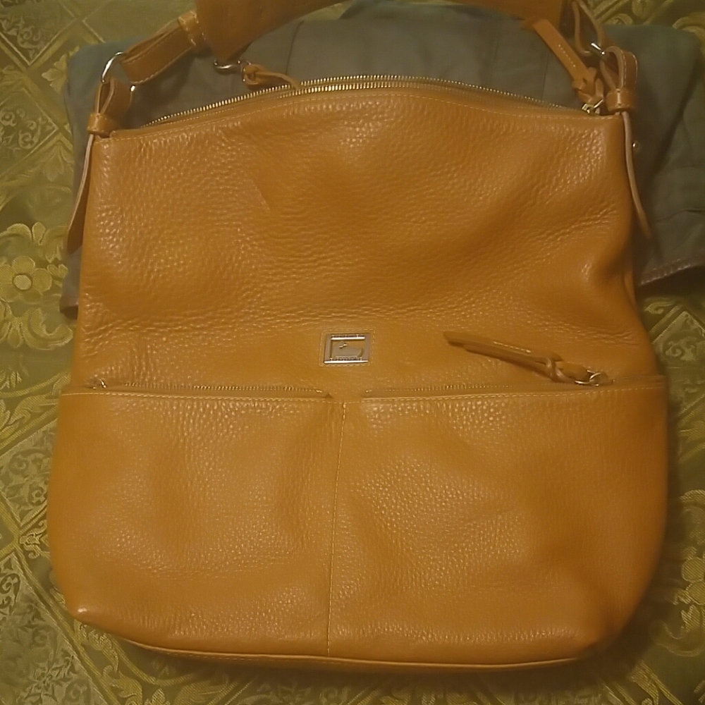Large leather Dooney and Bourke purse / bag (SOLD)
